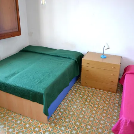 Holiday home Umi On The First Floor With Outdoor Space In *